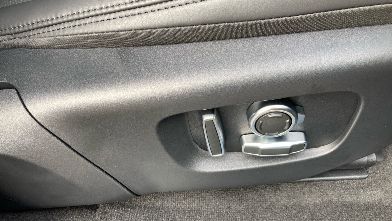 Land Rover Range Rover Evoque 1.5 P270e Autobiography 5dr Auto [Revised] Hatchback